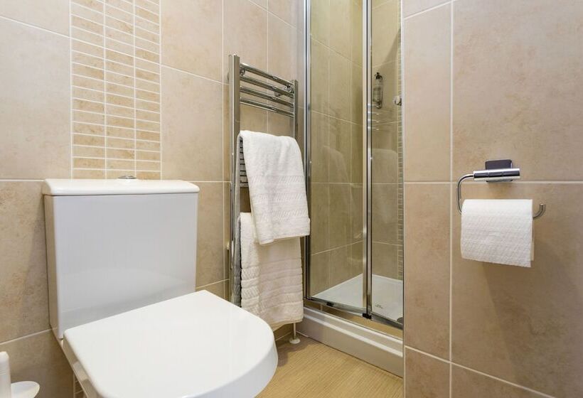 اتاق استاندارد, The Lawn Guest House Gatwick