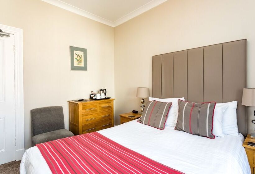 اتاق استاندارد, The Lawn Guest House Gatwick