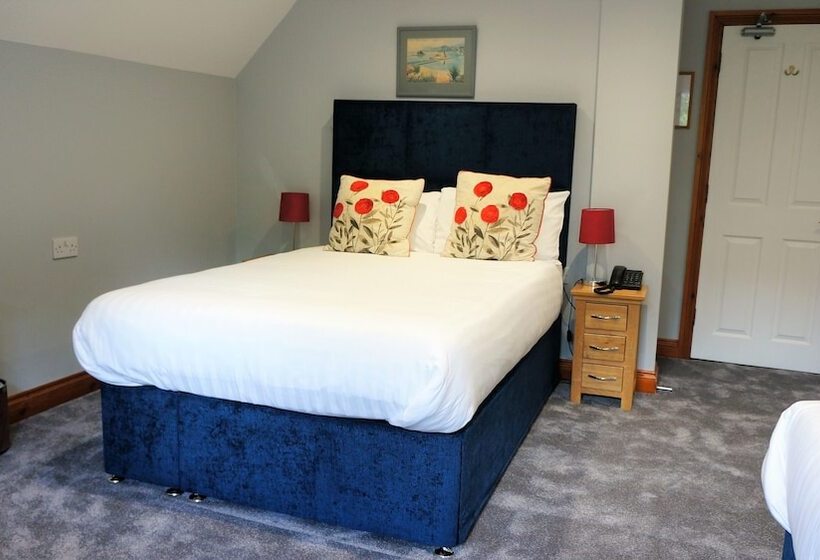 اتاق خانوادگی, The Lawn Guest House Gatwick
