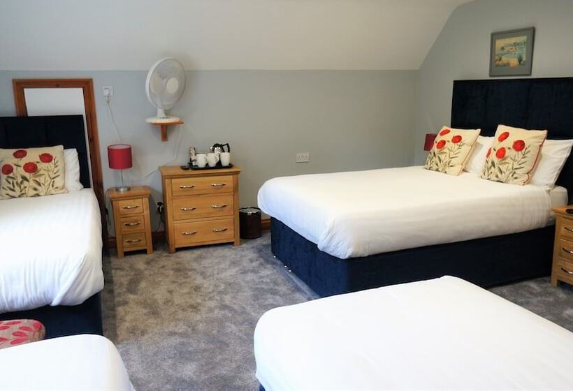 اتاق خانوادگی, The Lawn Guest House Gatwick