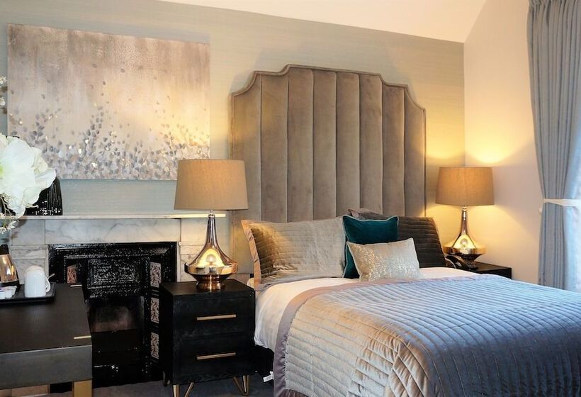 اتاق لوکس, The Lawn Guest House Gatwick