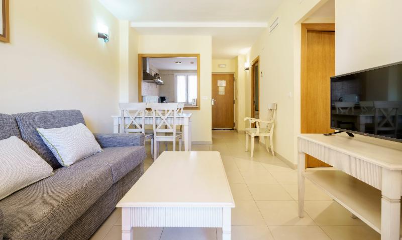 اتاق خانوادگی, The Lawn Guest House Gatwick