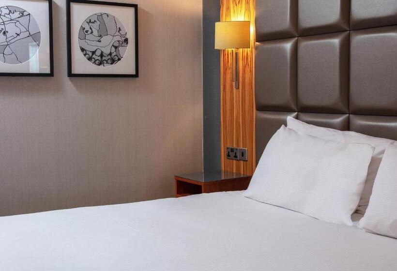 اتاق سوپریور با تخت بزرگ, The Park Royal Hotel & Spa