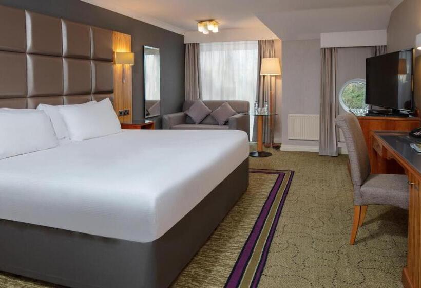 اتاق سوپریور با تخت بزرگ, The Park Royal Hotel & Spa