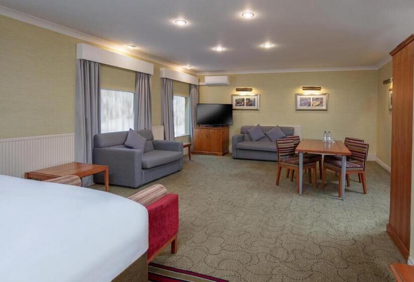 اتاق کلاسیک خانوادگی, The Park Royal Hotel & Spa