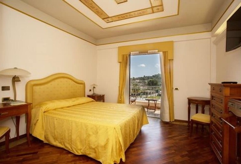 Quarto Deluxe Vista Mar, Tritone Lipari