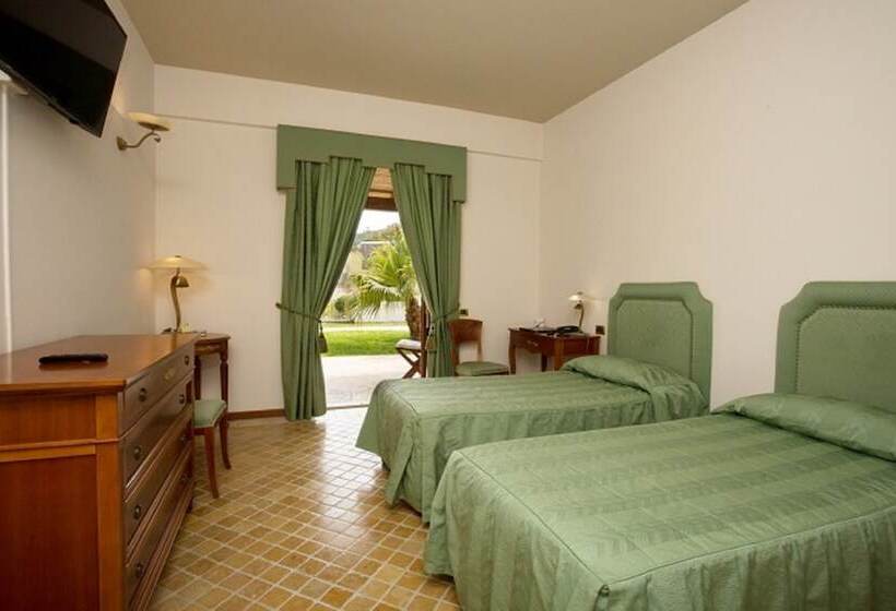 Comfort Room, Tritone Lipari