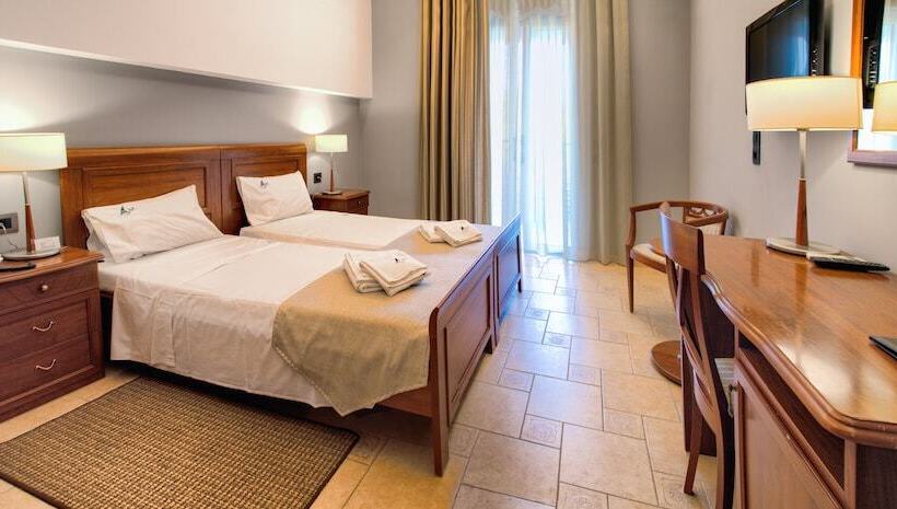 スーペリアールーム, Mediterranean Beach Resort