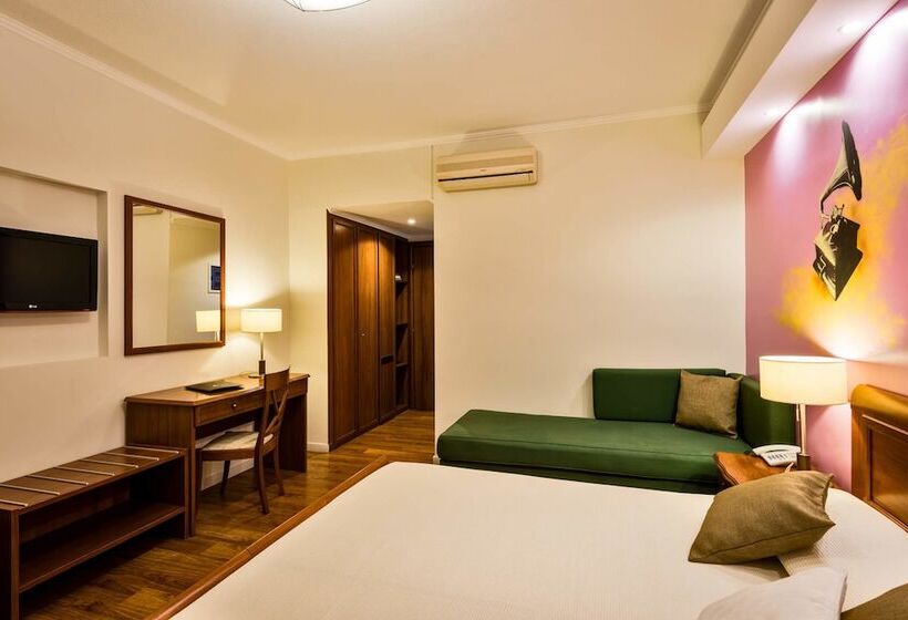 スーペリアールーム, Mediterranean Beach Resort
