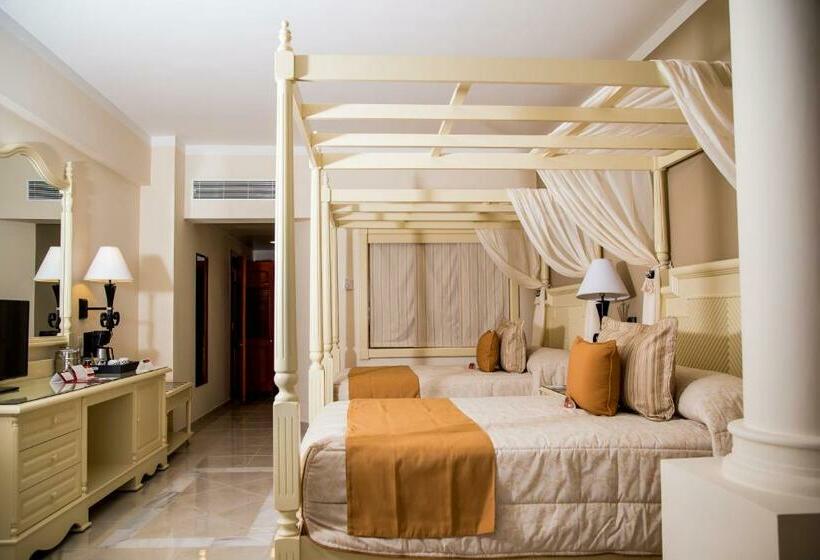 Deluxe Junior Suite, Bahia Principe Luxury Runaway Bay – All Inclusive  Adults Only