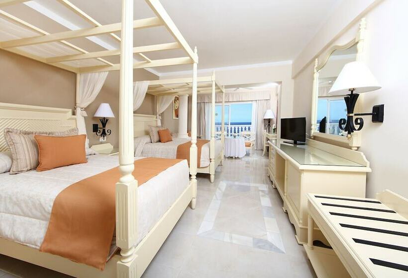 Deluxe Junior Suite, Bahia Principe Luxury Runaway Bay – All Inclusive  Adults Only