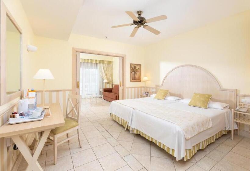 Quarto Familiar Superior, Gran Castillo Tagoro Family & Fun Playa Blanca