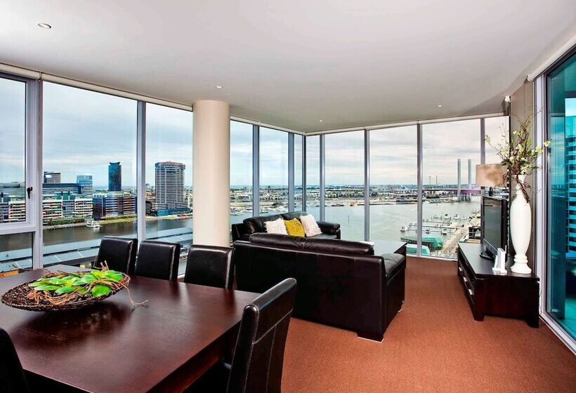 آپارتمان 3 خوابه, The Sebel Residences Melbourne Docklands Serviced Apartments