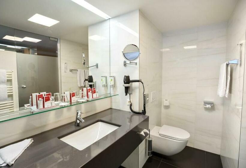 اتاق اجرایی سه نفره, Austria Trend Hotel Congress Innsbruck