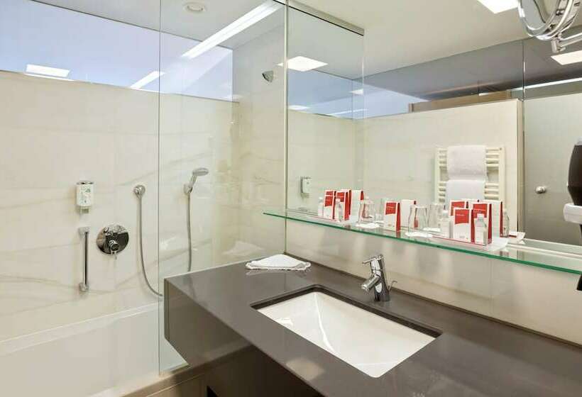 اتاق اجرایی سه نفره, Austria Trend Hotel Congress Innsbruck