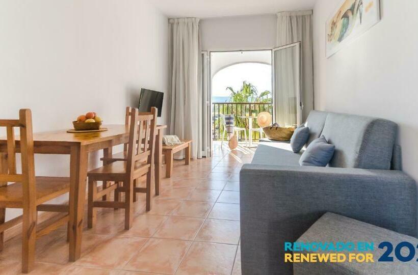 1 Bedroom Economy Apartment, Carema Club Resort