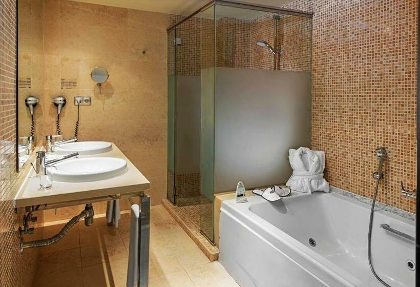 سوییت, Elba Carlota Beach & Golf Resort
