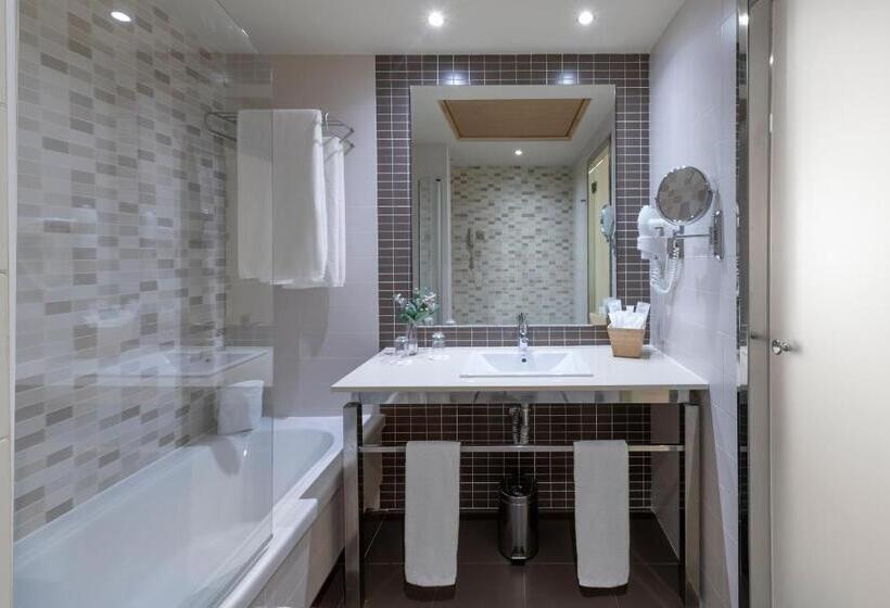 اتاق اساندارد با چشم‌انداز جانبی به دریا, Elba Carlota Beach & Golf Resort