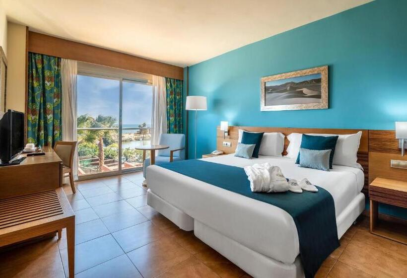 سوئیت سینیور, Elba Carlota Beach & Golf Resort