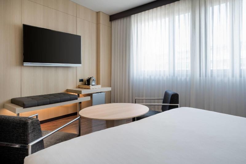 اتاق استاندارد با تخت بزرگ, Ac Hotel Firenze By Marriott