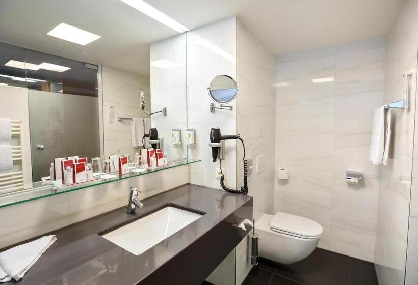 اتاق اجرایی سه نفره, Austria Trend Hotel Congress Innsbruck