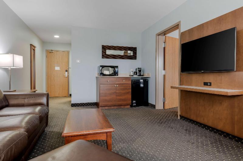 سوئیت با تخت بزرگ, Best Western Plus Woodstock Hotel Conference Centre