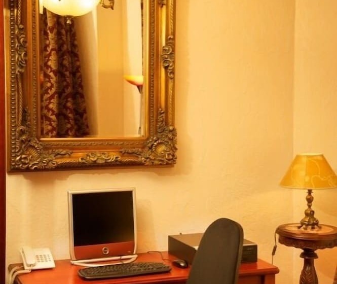 سوییت, Boutique Hotel Monte Kristo