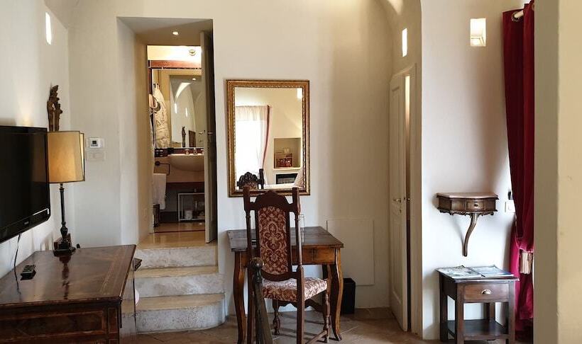 اتاق سوپریور, Castello Di Velona Resort, Thermal Spa & Winery
