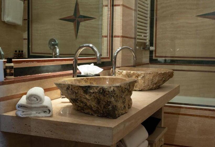 سوئیت جونیور کلاسیک, Castello Di Velona Resort, Thermal Spa & Winery