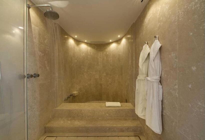سوئیت با چشمانداز, Castello Di Velona Resort, Thermal Spa & Winery