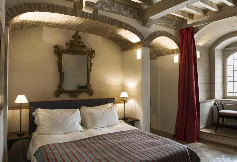 سوییت با استخر, Castello Di Velona Resort, Thermal Spa & Winery