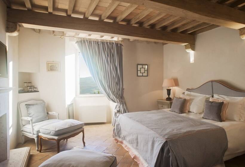 اتاق پرستیژ, Castello Di Velona Resort, Thermal Spa & Winery