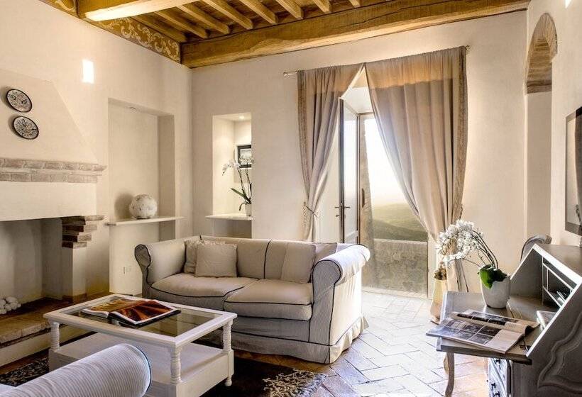 سوئیت با چشمانداز, Castello Di Velona Resort, Thermal Spa & Winery