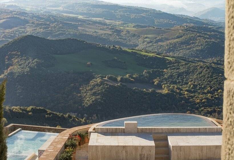 سوئیت با چشمانداز, Castello Di Velona Resort, Thermal Spa & Winery