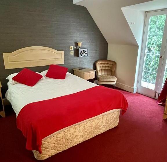 Standard Room, Donington Manor