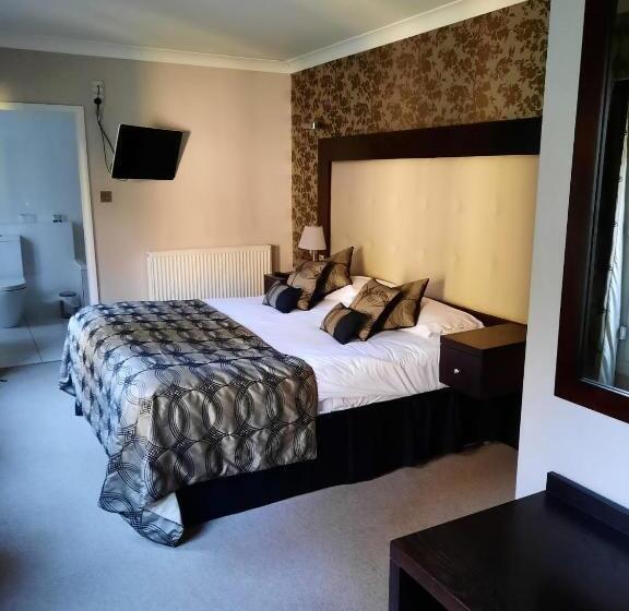 Superior Room, Donington Manor