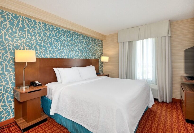 سوییت اجرایی, Fairfield Inn & Suites By Marriott Toronto Airport