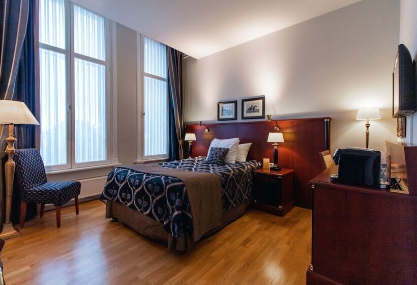 اتاق لوکس یک تخته, Grand Hotel En Résidence De Draak