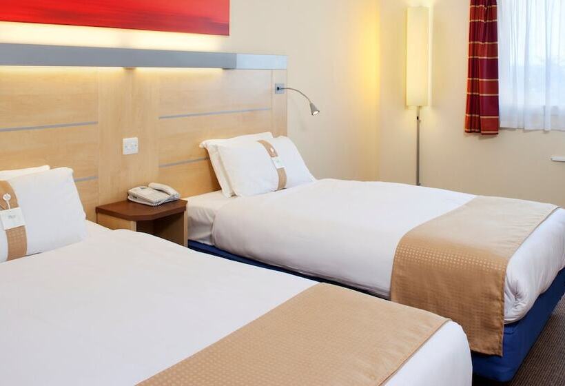 اتاق استاندارد, Holiday Inn Express Cardiff Airport By Ihg