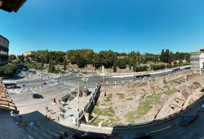 اتاق استاندارد با چشم‌انداز, Colosseo Rooms Imperial Rome