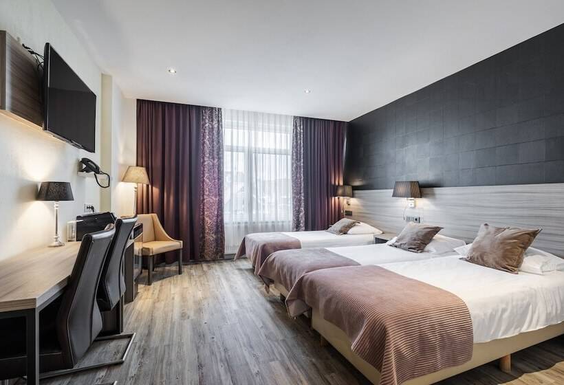 اتاق استاندارد سه نفره, Milano
