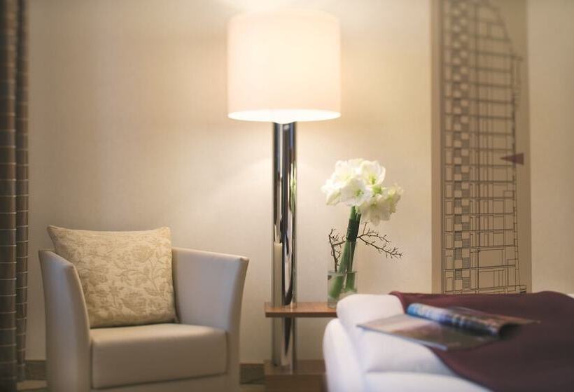 اتاق سوپریور, Mövenpick Hotel Hamburg