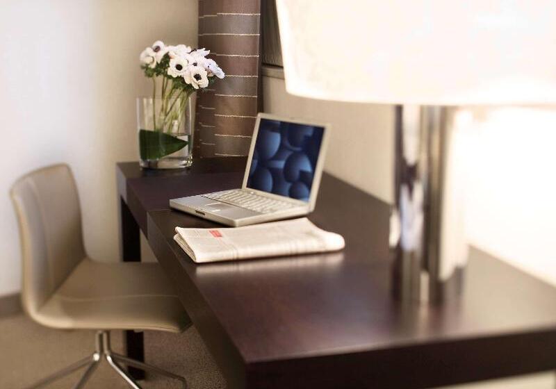 اتاق کلاسیک, Mövenpick Hotel Hamburg