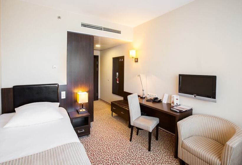 标准单人间, Qubus Hotel łódź