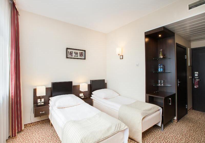 标准间, Qubus Hotel łódź