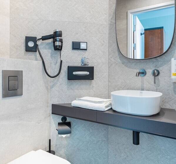 اتاق استاندارد, Qubus Hotel Zielona Góra