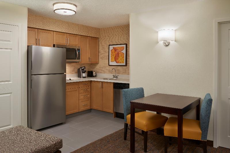 سوییت, Residence Inn By Marriott Toronto Airport