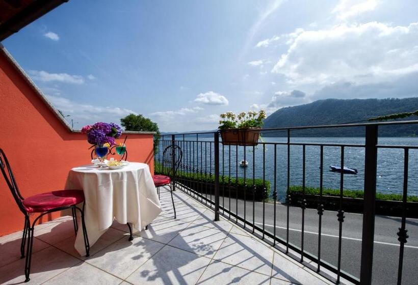 اتاق استاندارد سه نفره, & Residence La Sibilla Cusiana