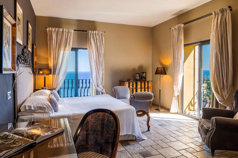 سوییت جونیور با چشم‌انداز دریا, Villa Carlotta