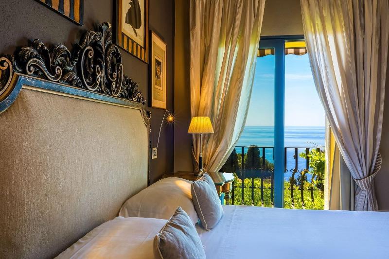 سوییت جونیور با چشم‌انداز دریا, Villa Carlotta